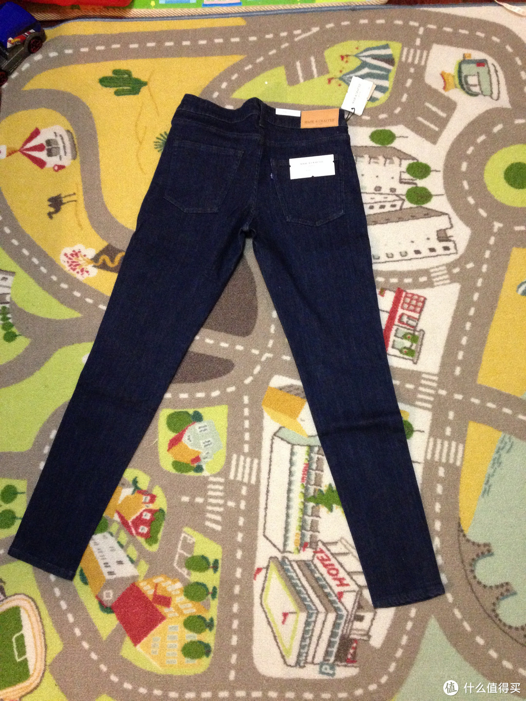 PINS SKINNY JEANS 女式紧身牛仔裤