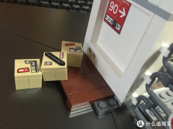 乐高 76051 《美国队长:内战》 超级英雄机场大