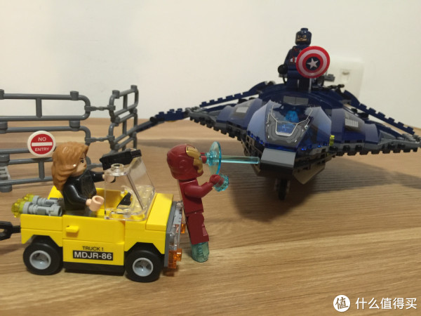 乐高 76051 《美国队长:内战》 超级英雄机场大