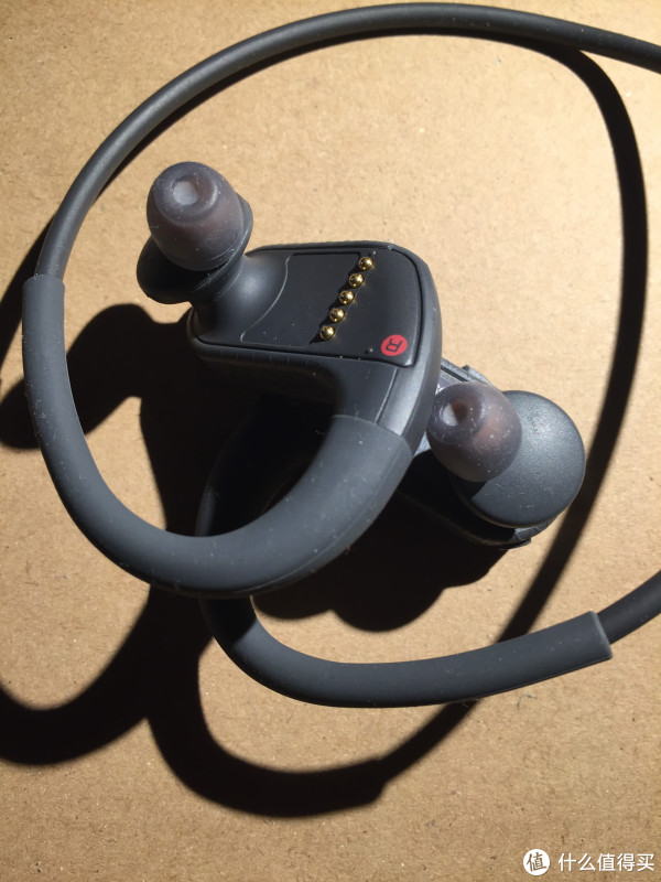 游泳也要带耳机:sony 索尼 nw-ws413 运动防水耳机