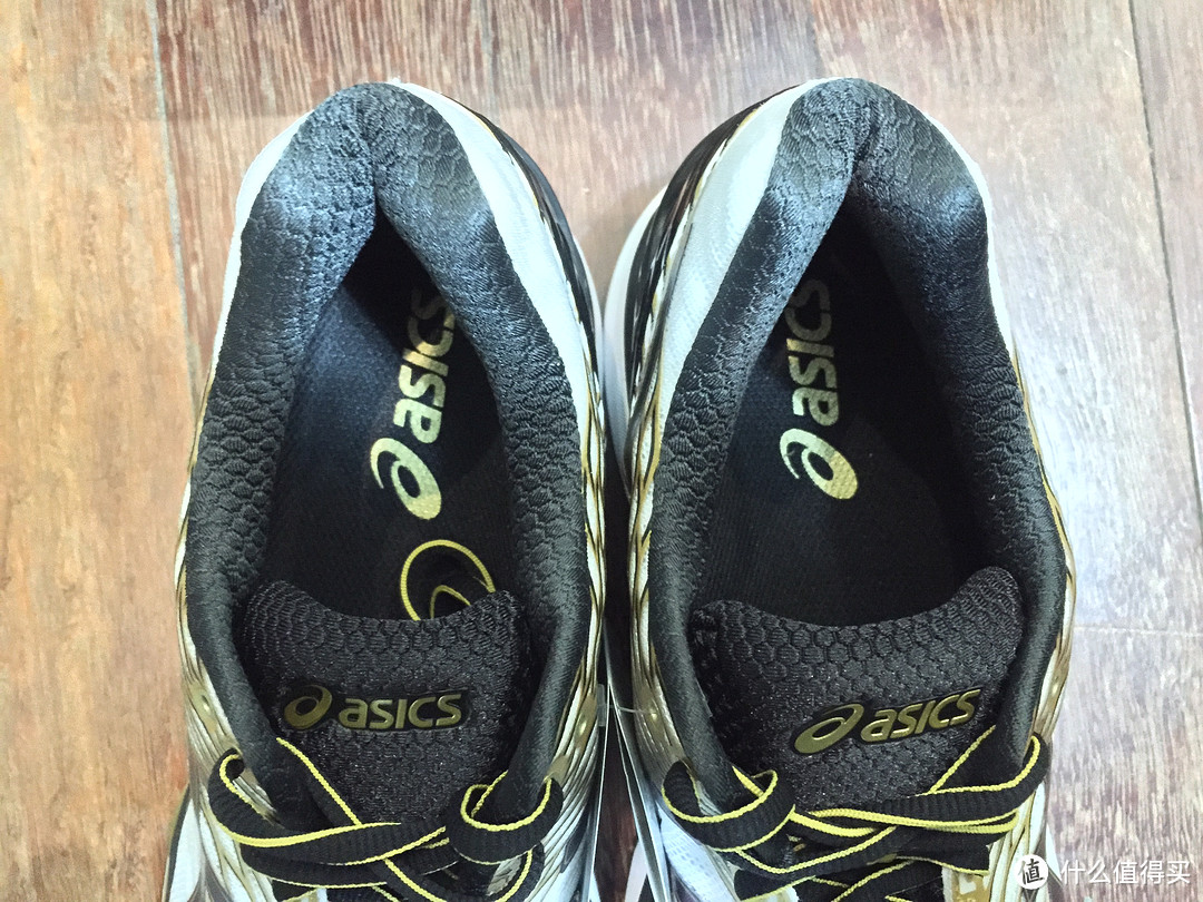 ASICS 亚瑟士 GEL-NIMBUS 18 土豪金男士*级缓震跑鞋开箱