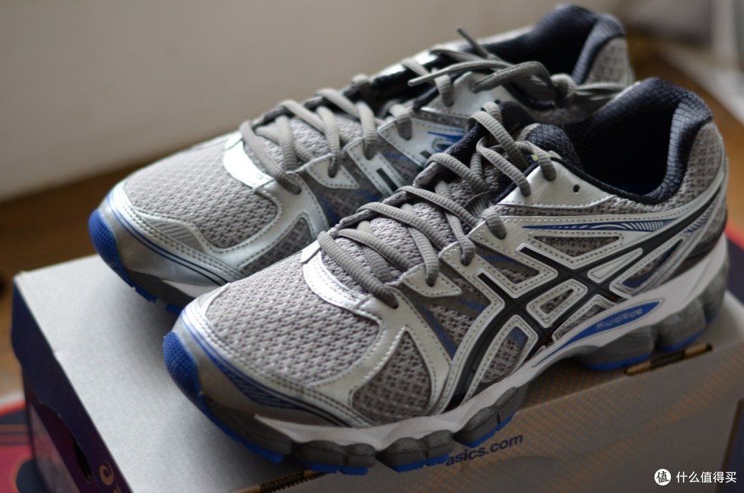 ASICS 亚瑟士 Evate 2 *级缓震跑鞋开箱及简评