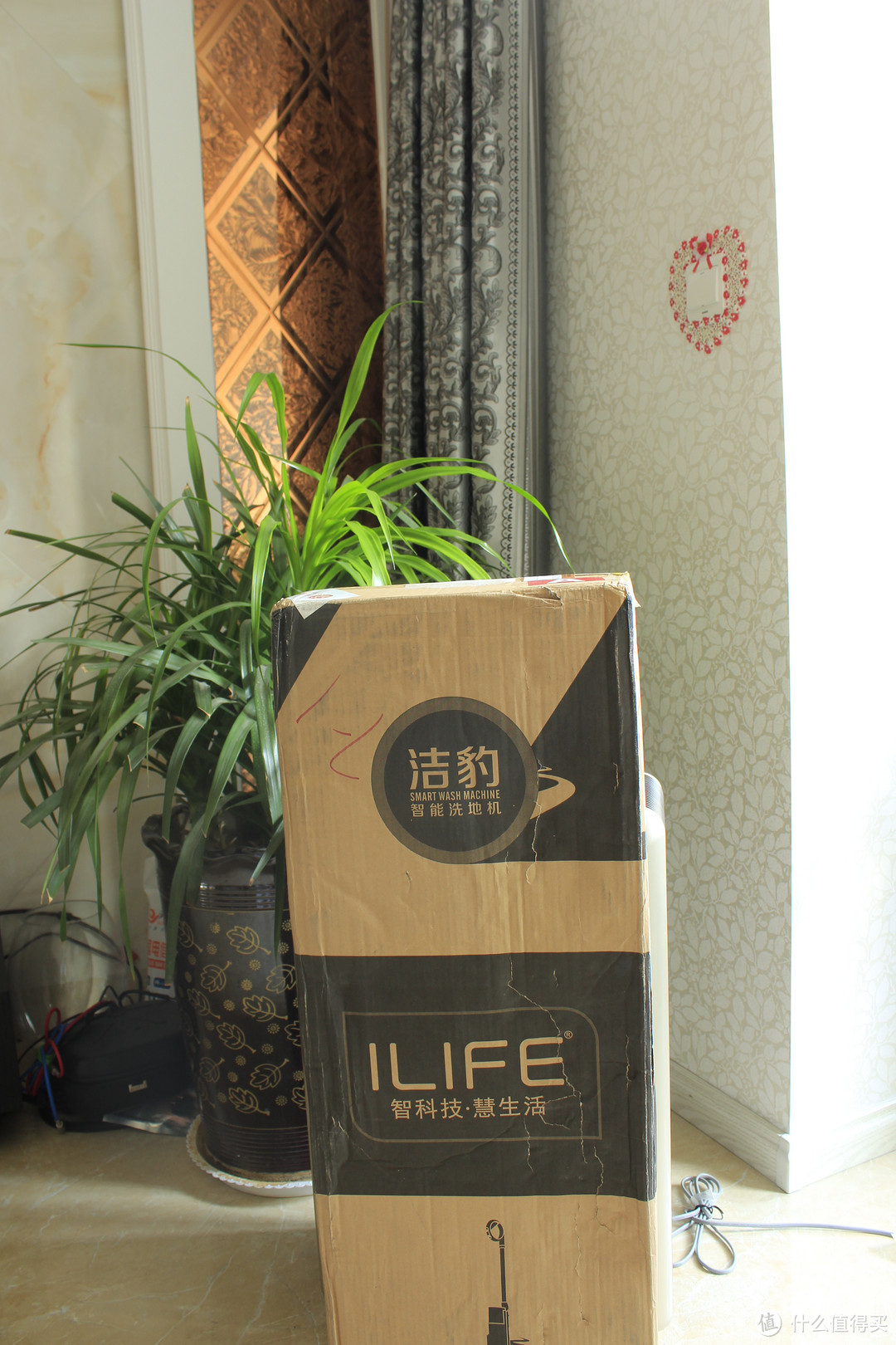 洗刷刷洗刷刷的电拖布-------ILIFE F1 洁豹智能洗地机报告