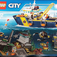 LEGO 乐高 城市系列 60095 深海探险勘探船外观展示(扣环|潜水员|氧气管|帽子|外套)