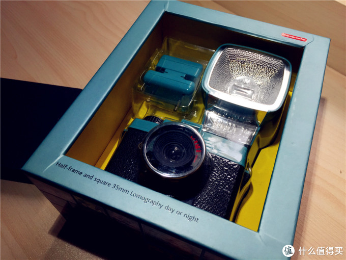 #本站首晒# 很好看,但不那么人性化 — lomo Diana F+ 120 F+ 戴安娜 120胶卷相机