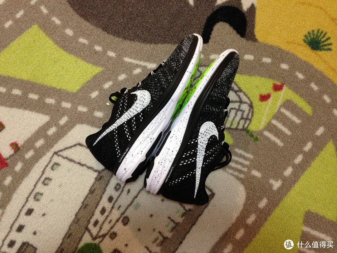 Nike Flyknit Lunar 3 闷骚黑跑鞋