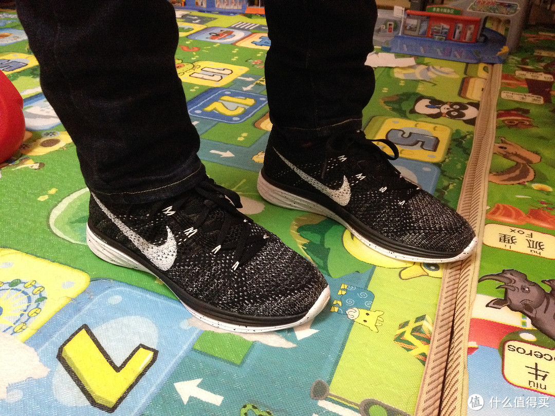 Nike Flyknit Lunar 3 闷骚黑跑鞋