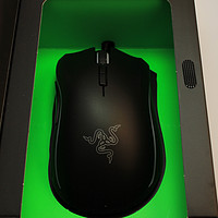 雷蛇 Razer 曼巴眼镜蛇 竞技版 鼠标外观展示(本体|按键|塑料壳)