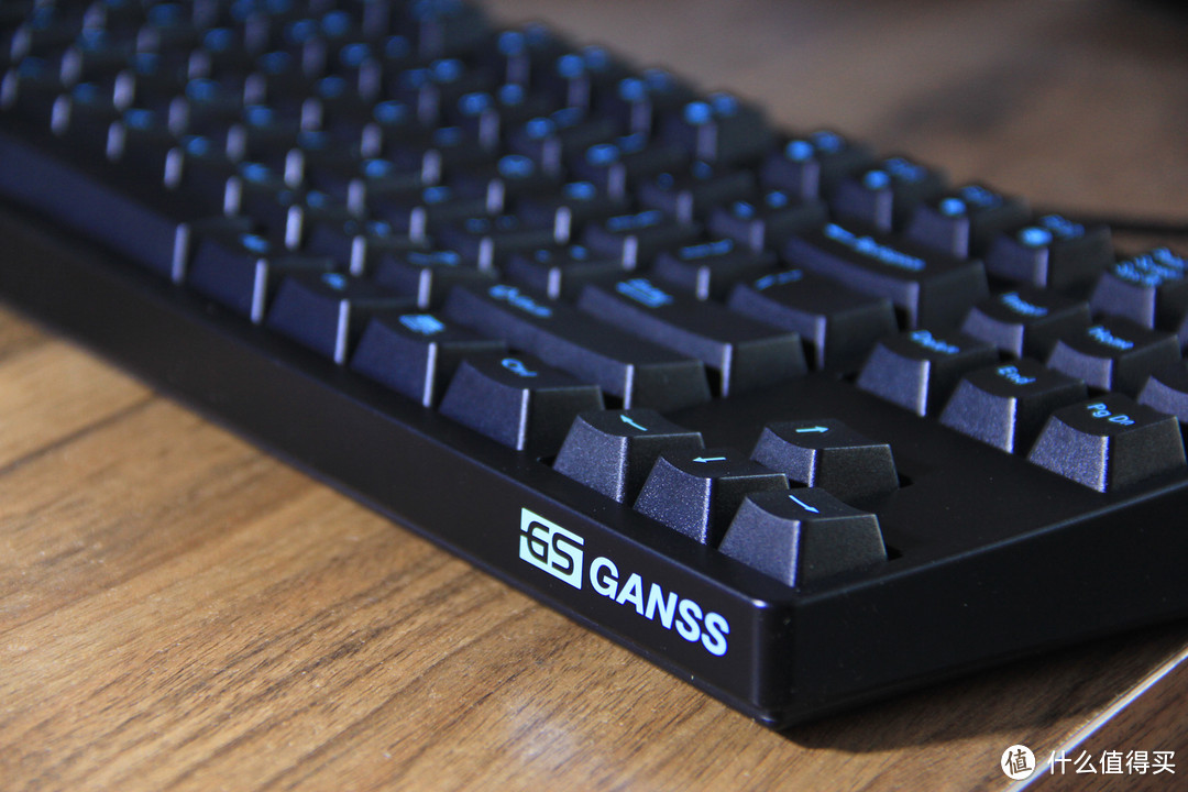 一周内的第三块机械键盘——高斯GS87 机械键盘 Cherry青轴开箱