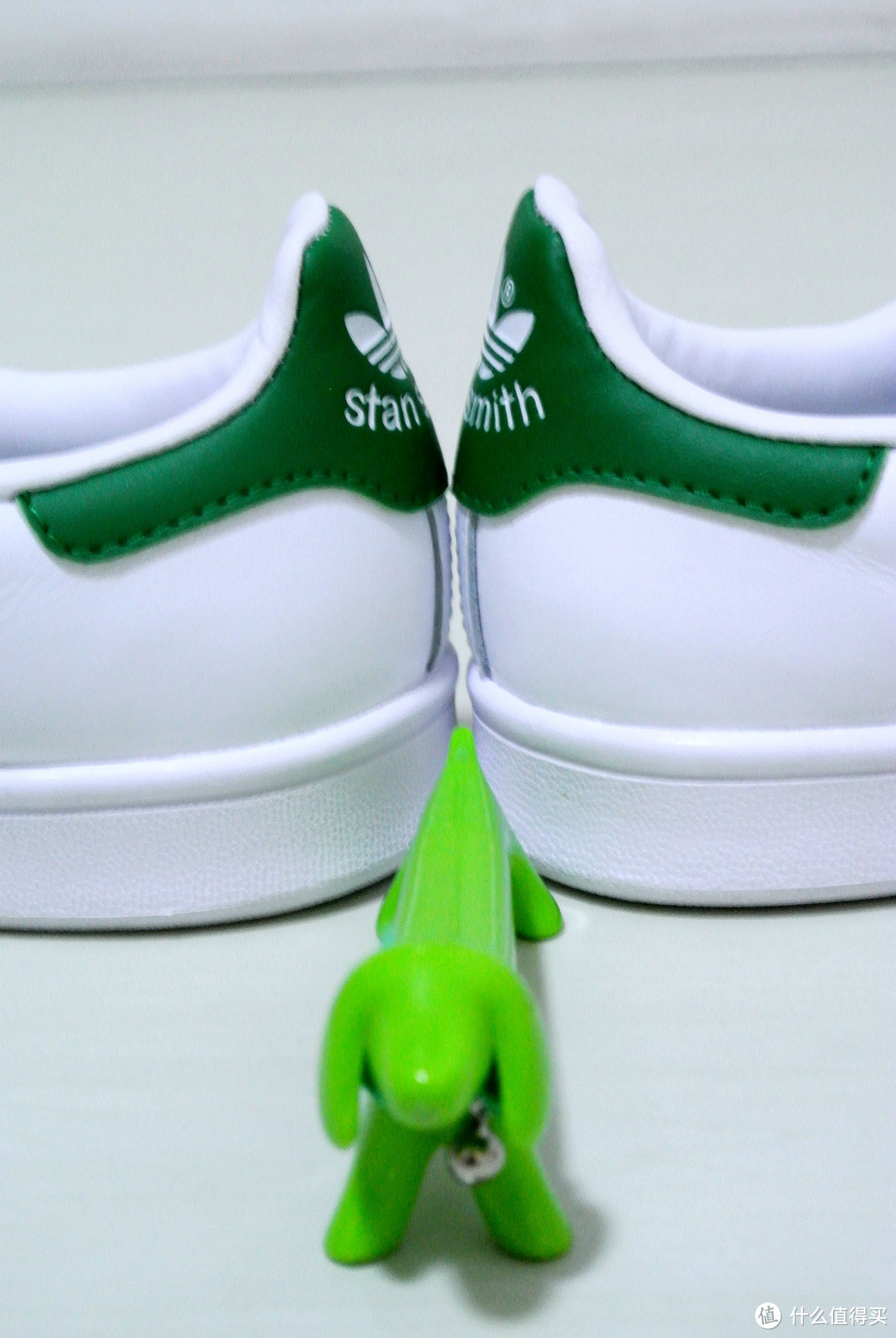 新纳鞋嫔，居然这么爽！ —adidas 阿迪达斯 Stan Smith 小绿尾 休闲运动鞋