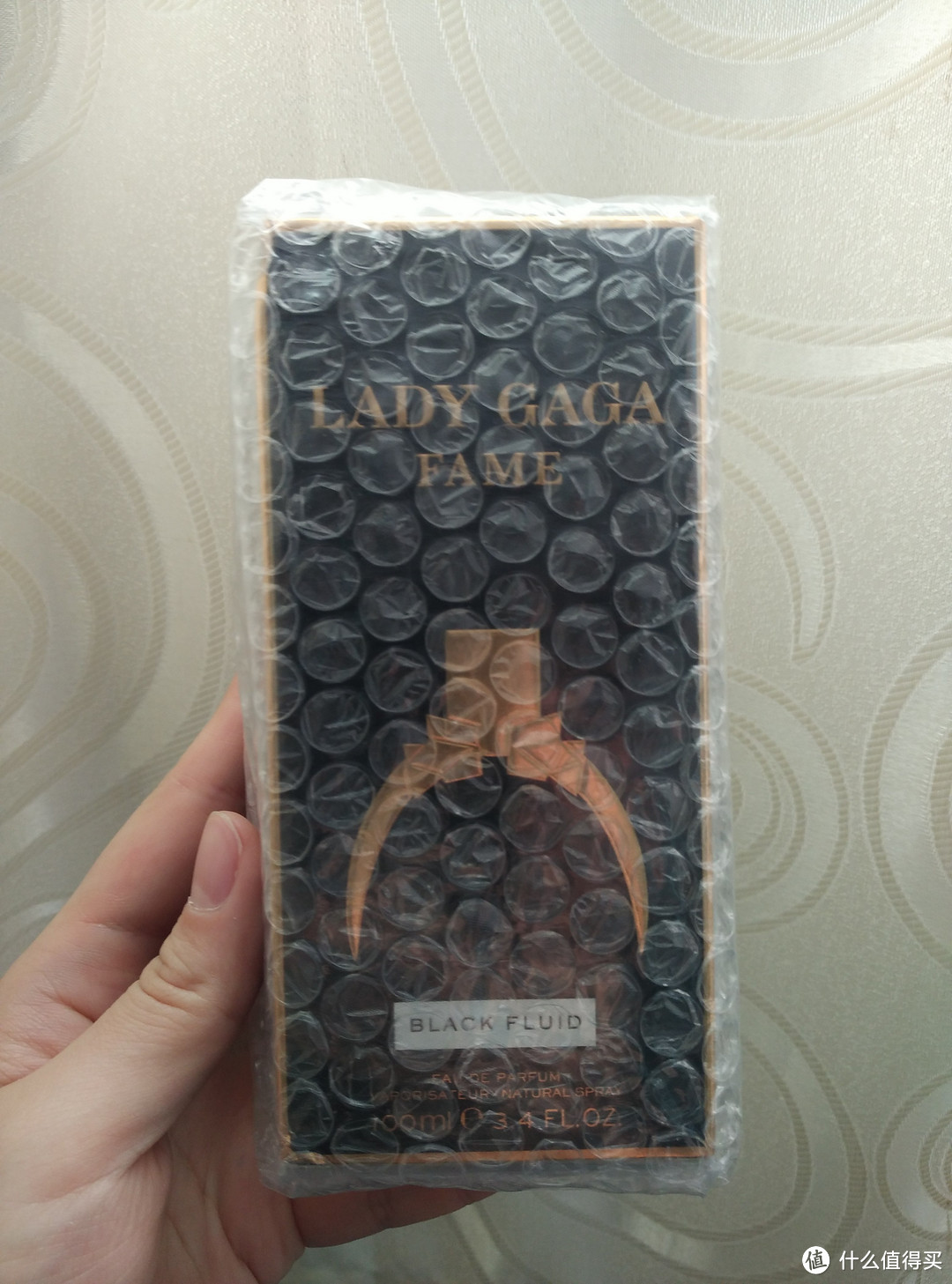 彼非乖乖女——Lady Gaga Fame 100mL 香水开箱