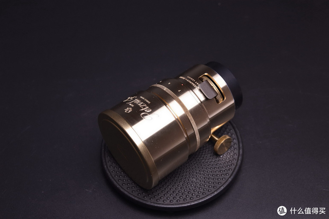 复刻经典：Petzval 匹兹瓦镜头 58mm F1.9 开箱