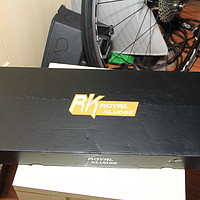 RK ROYAL KLUDGE RG928 RGB机械键盘开箱展示(轴体|键帽|背光|接头)