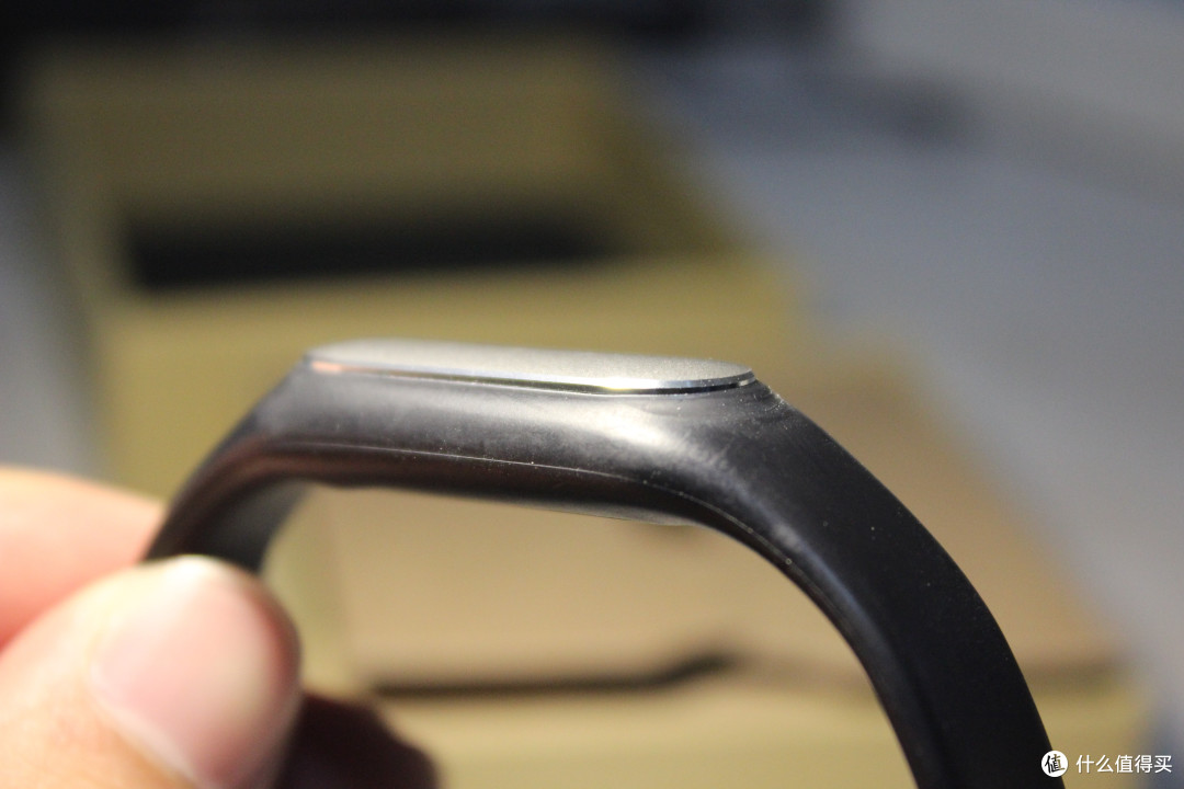方便舒适够用——小米智能手环光感版开箱(附使用体验和apple watch心率对比)