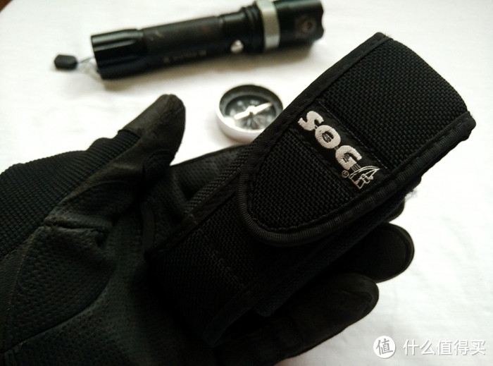 拆弹部队中所使用的工具钳——SOG 索格 B61