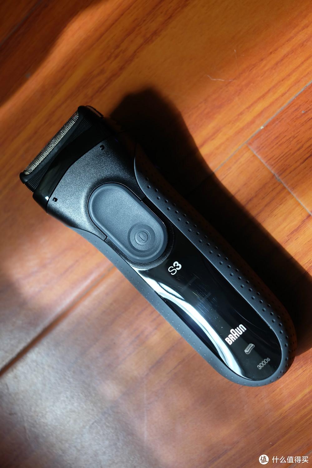 一次冲动的买买买:braun 博朗 3系3000s电动剃须刀开箱