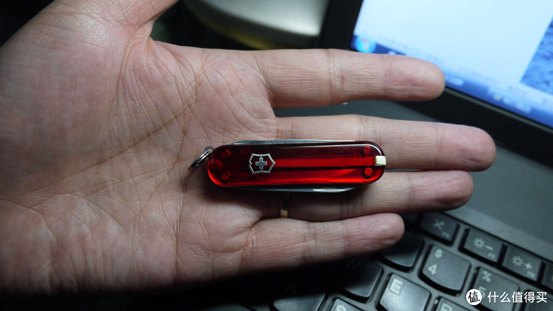 #本站首晒# 精致小巧，是为典范 — Victorinox 维氏军刀 典范 0.6223.T 透明红