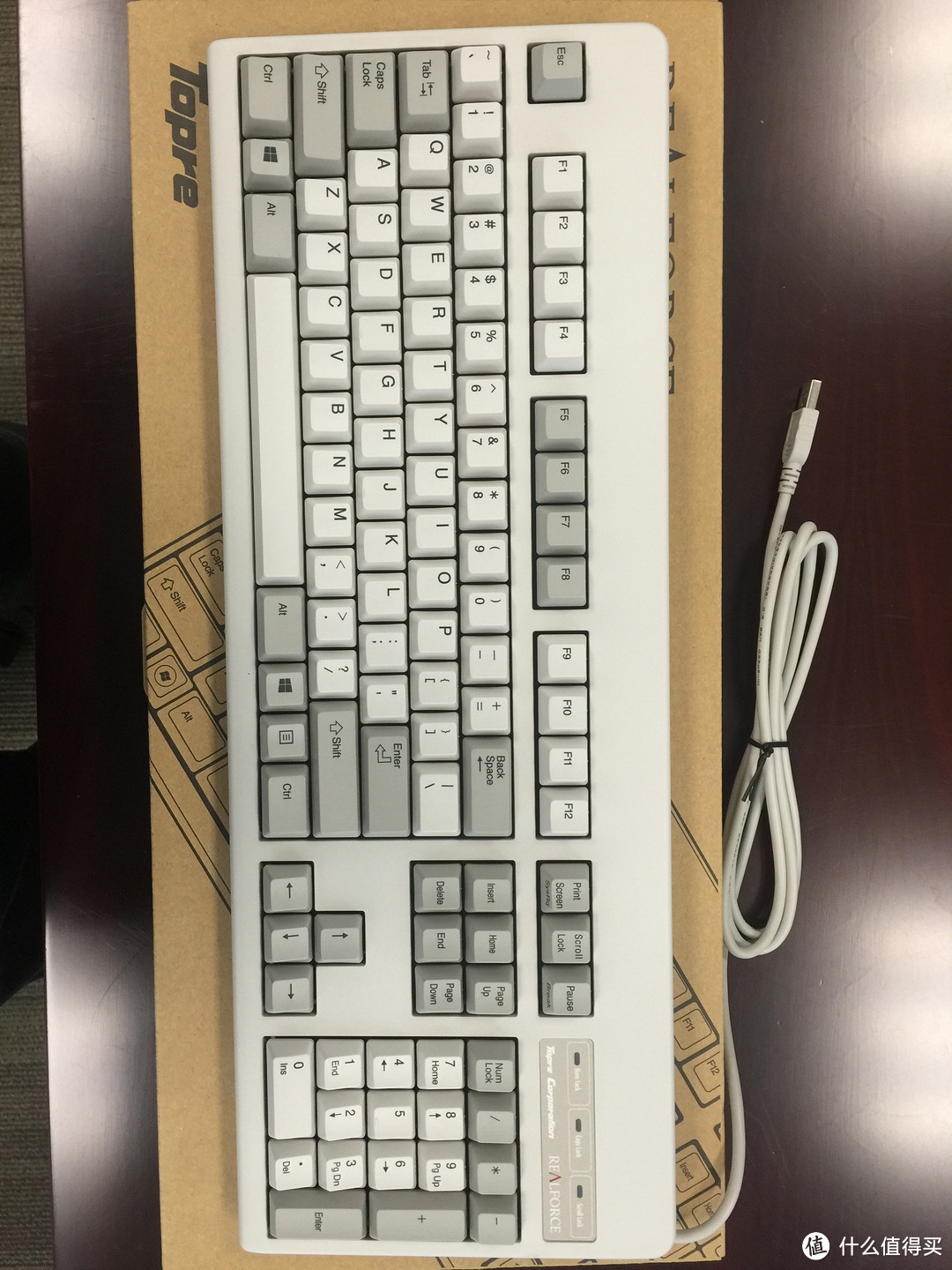 #本站首晒# RealForce 新键皇 104US分区 压力静音版 键盘 开箱