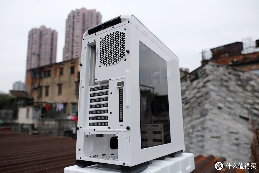 比想象更惊喜：COOLERMASTER 酷冷至尊 白色武尊神690开箱