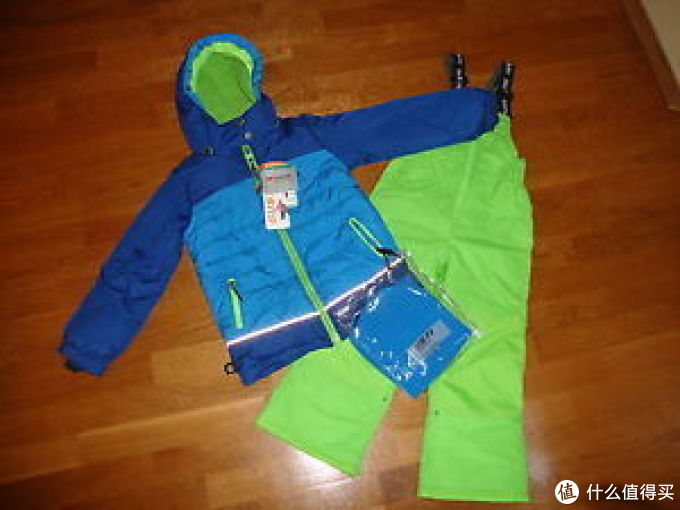 加拿大本土户外、滑雪童装品牌:GUSTI 滑雪服