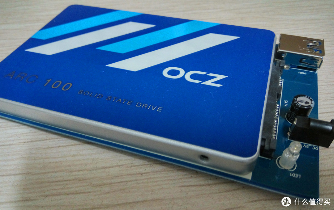 OCZ 饥饿鲨 Arc 100固态硬盘 + databus 存储巴士 硬盘盒