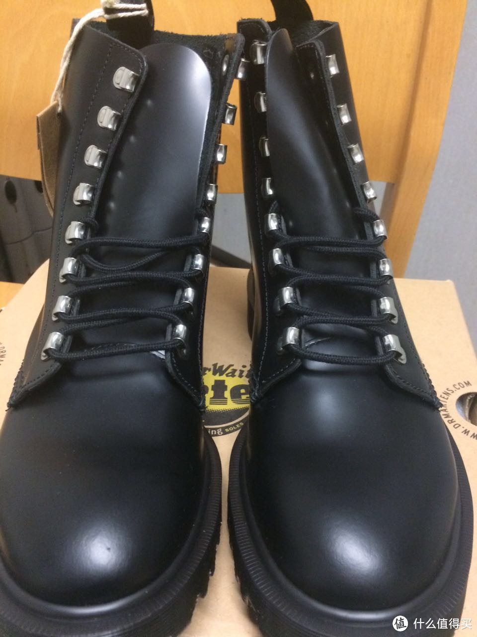 蜘蛛精进化论之不娘男靴：Dr.Martens Airwair