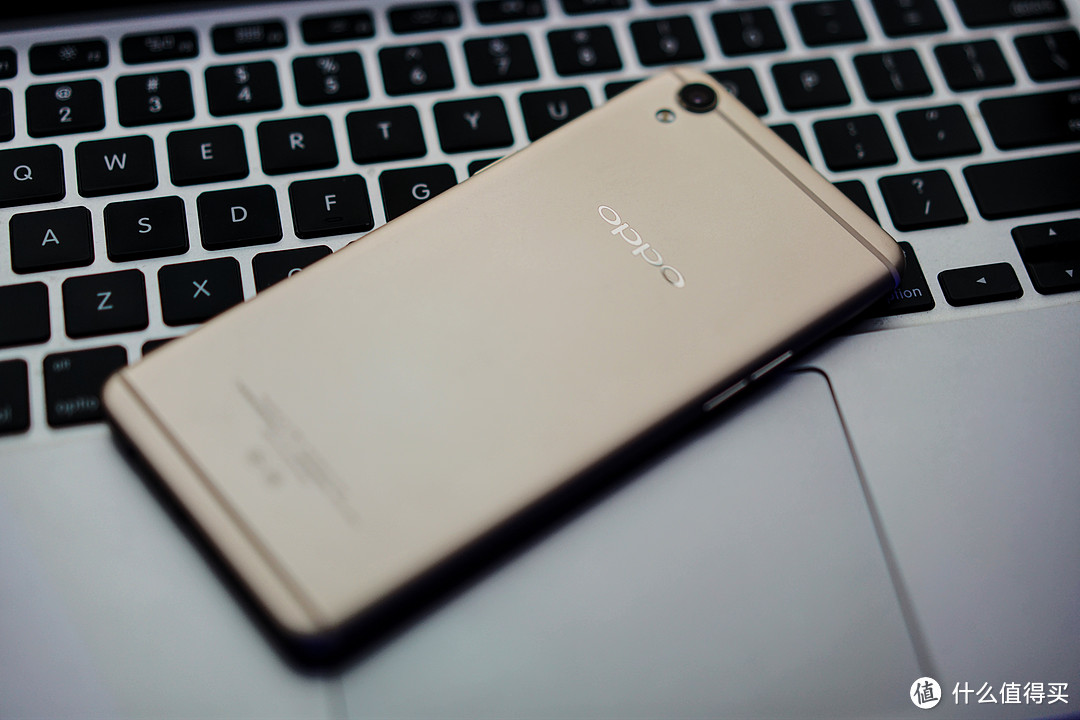 前后双1600万像素：OPPO 发布 R9 / R9 Plus 手机