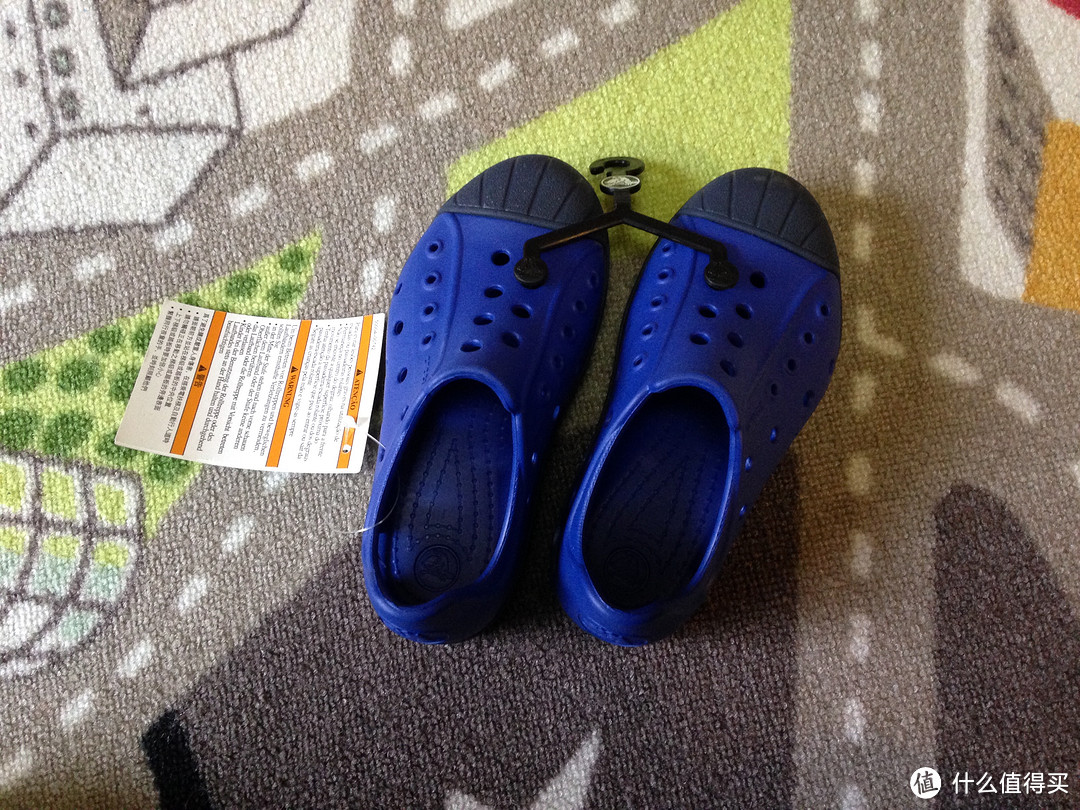 crocs bump it 贝壳头洞洞鞋