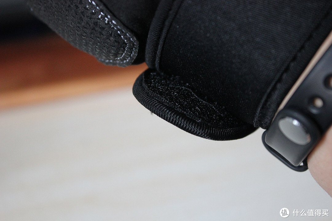 健身防护手套开箱——TMT 健身手套