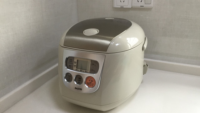 sanyo 三洋 ecj-df11 微电脑式 绝版电饭煲 开箱