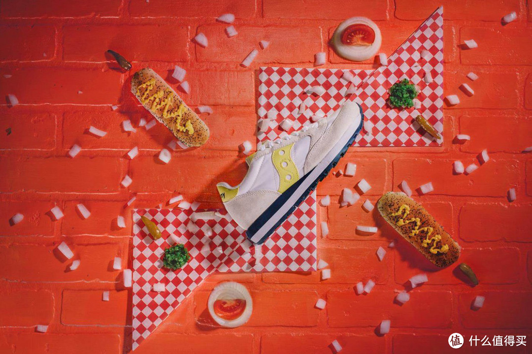 以美国速食文化为主题：saucony 推出 Chicago Dog 系列 女鞋