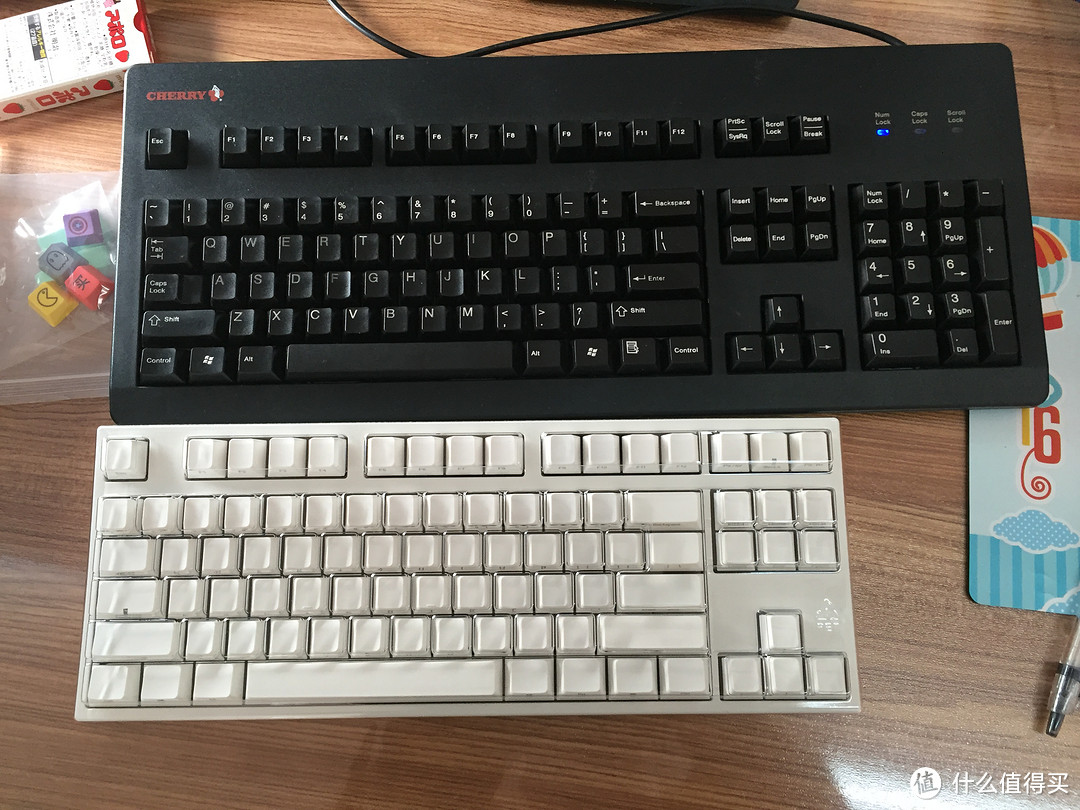 Leopold FC750R 白色红轴 机械键盘