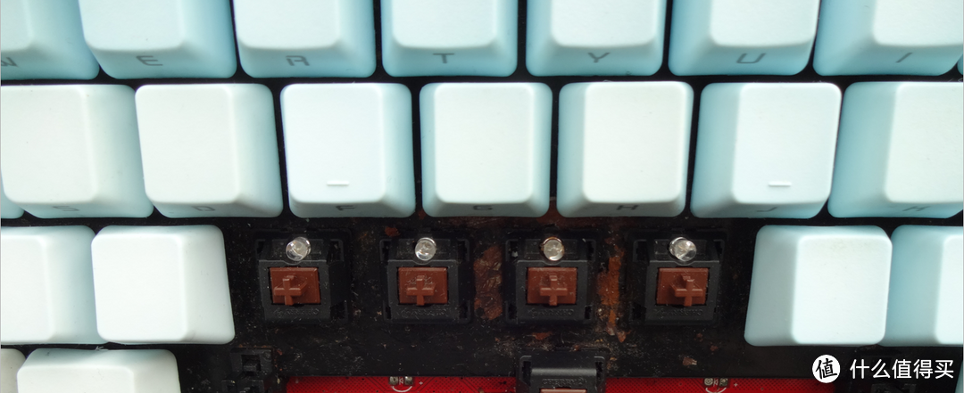 不一样的炫酷体验：CORSAIR 海盗船 K95RGB 茶轴 机械键盘