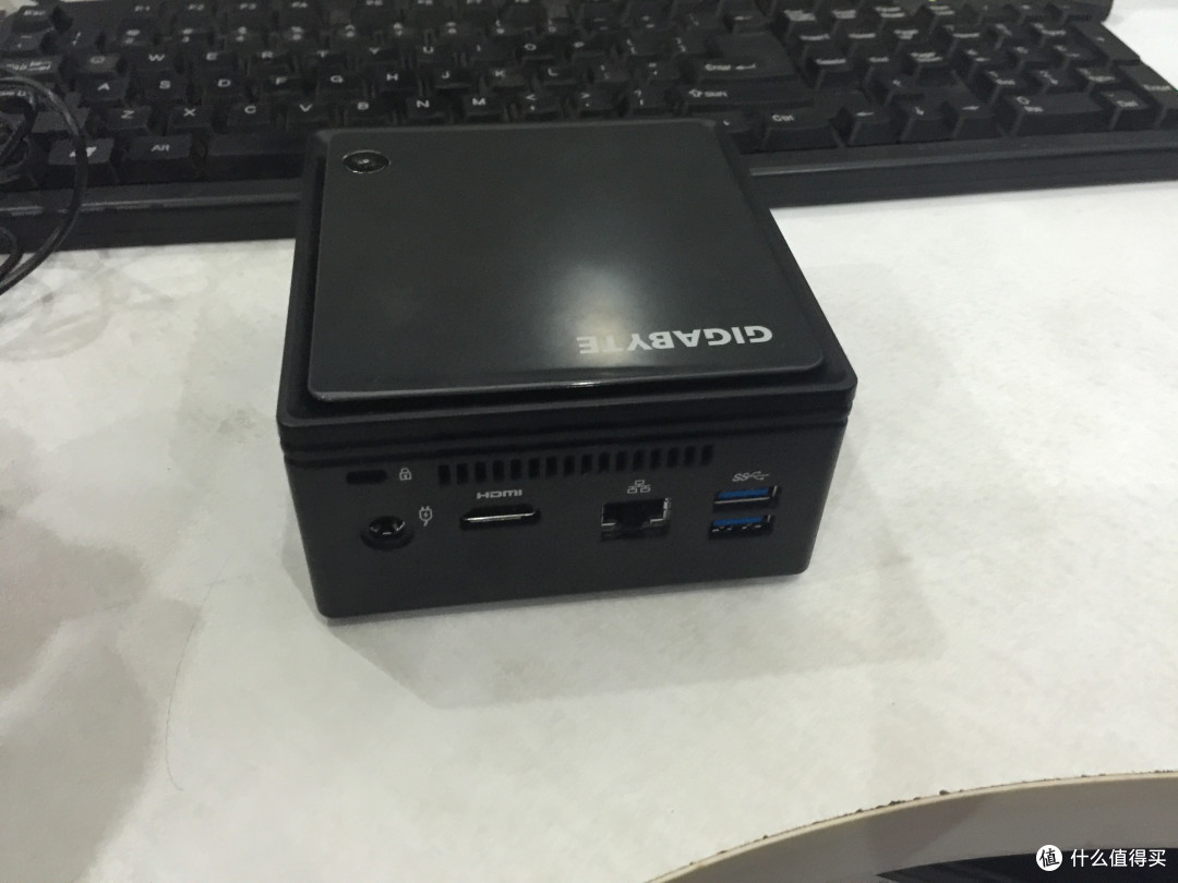 技嘉  GB-BACE-3150 Brix 新四核 迷你PC 晒单