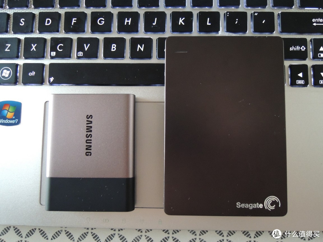 #本站首晒# SAMSUNG 三星 T3 250GB 移动固态硬盘 SSD 开箱 & 简单评测