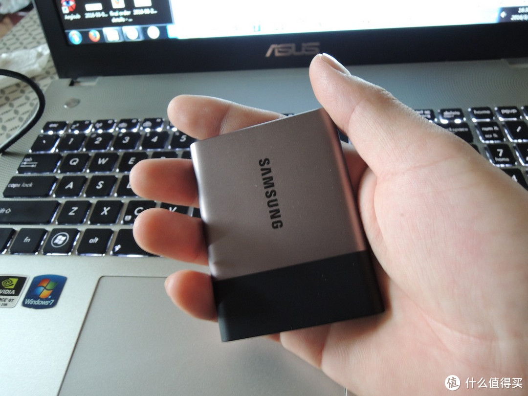 #本站首晒# SAMSUNG 三星 T3 250GB 移动固态硬盘 SSD 开箱 & 简单评测