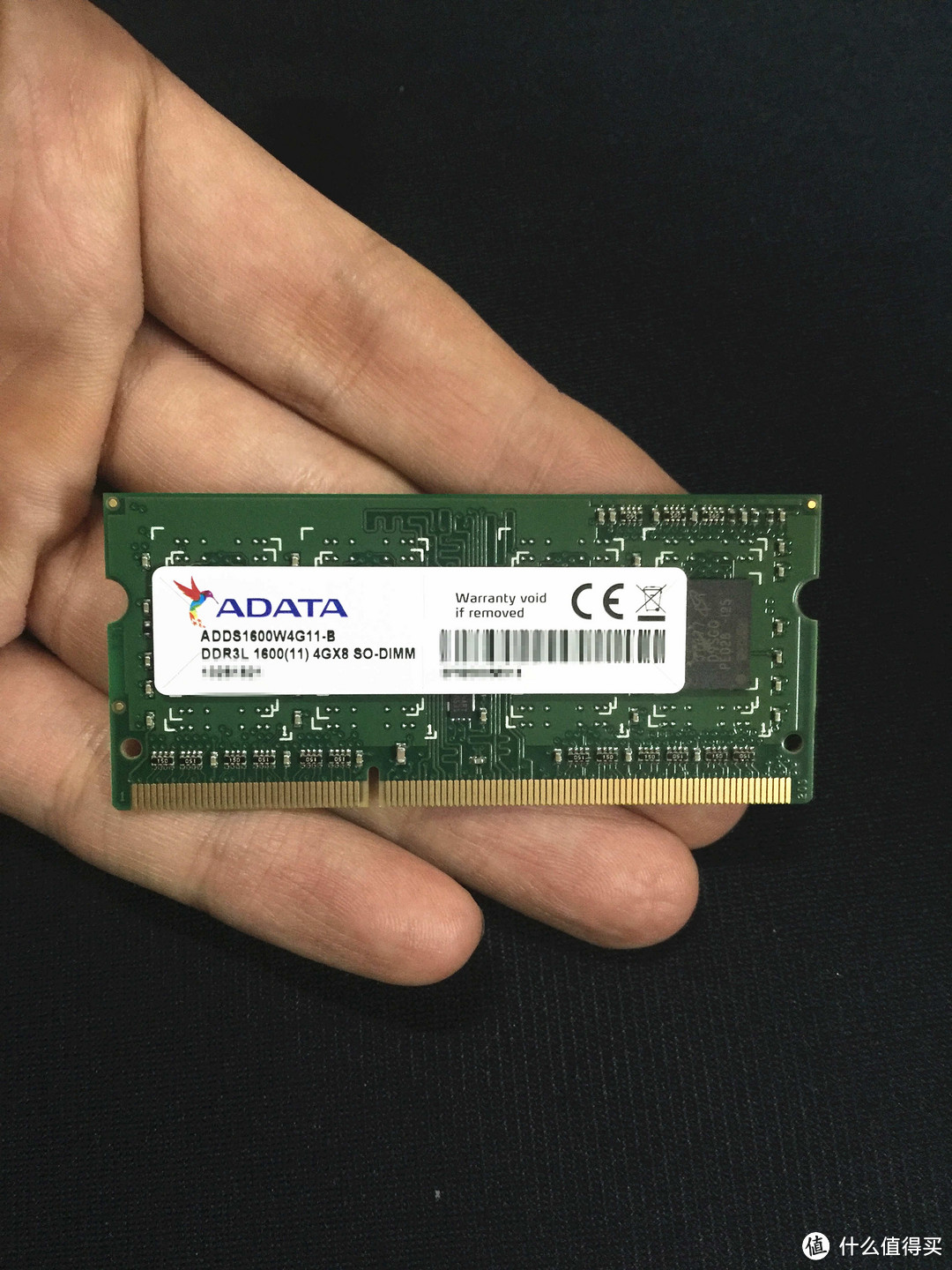 升级神船第一步，让我们荡起双桨：入手加装ADATA 威刚 DDR3L 1600 4G 万紫千红笔记本内存条