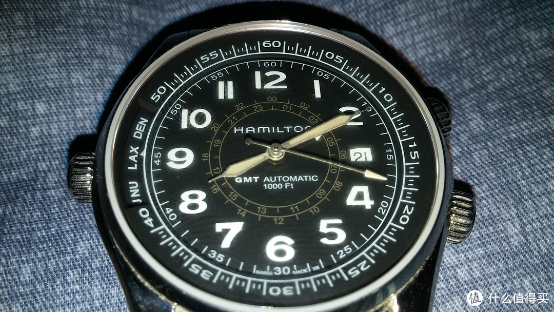 我去年买了块表：HAMILTON 汉米尔顿 KHAKI NAVY UTC 男款机械腕表 H77505133