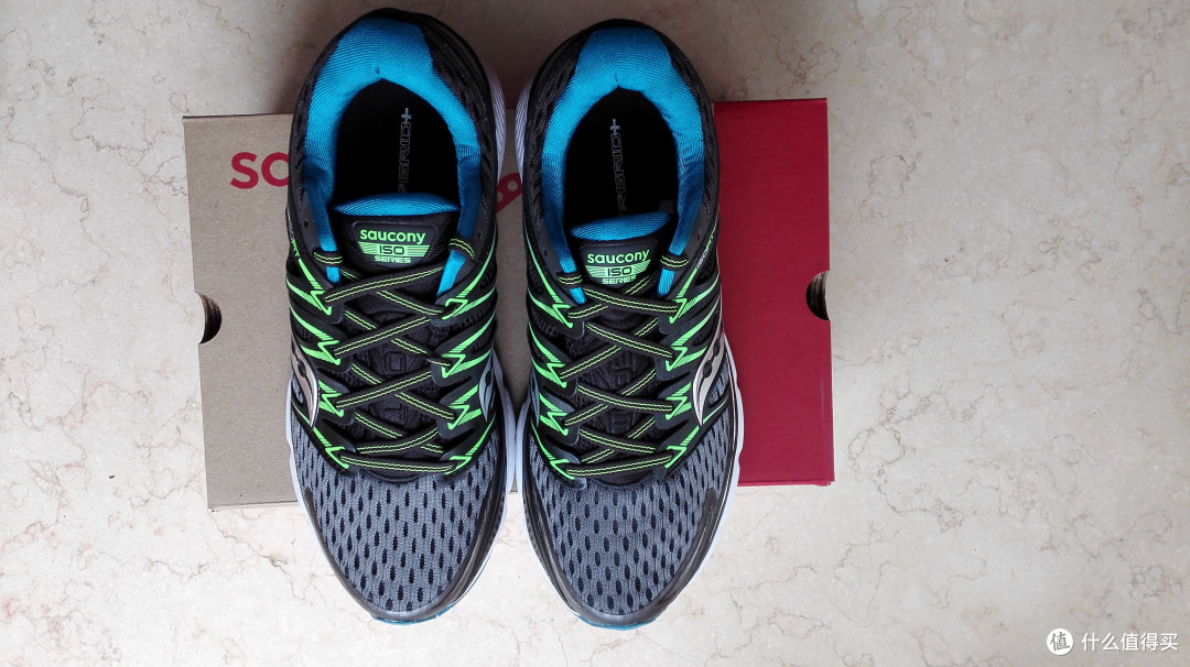 转运到手SAUCONY Guide 8跑鞋 &TRIUMPH ISO开箱