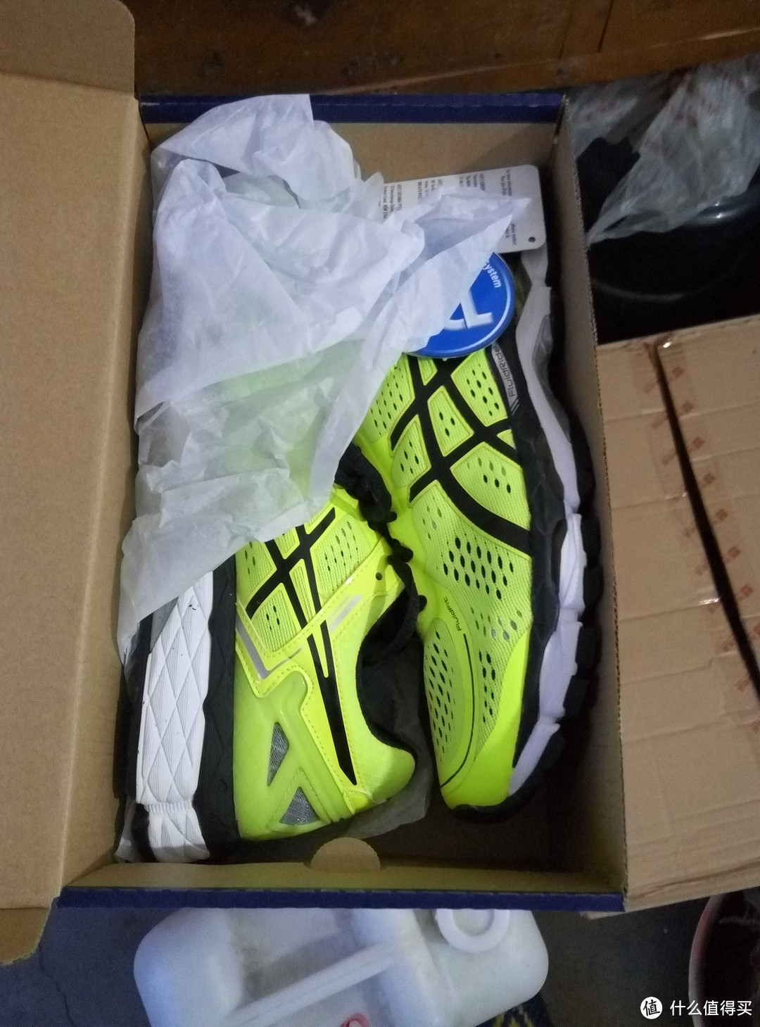 大妈首秀（骗金币o(╯□╰)o）ASICS 亚瑟士 GEL-­KAYANO 22 男士跑鞋之伪开箱+简单评测