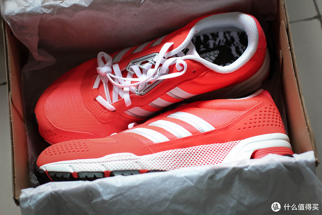 #本站首晒# 极具性价比 — Adidas 阿迪达斯 ILL21 跑鞋 开箱