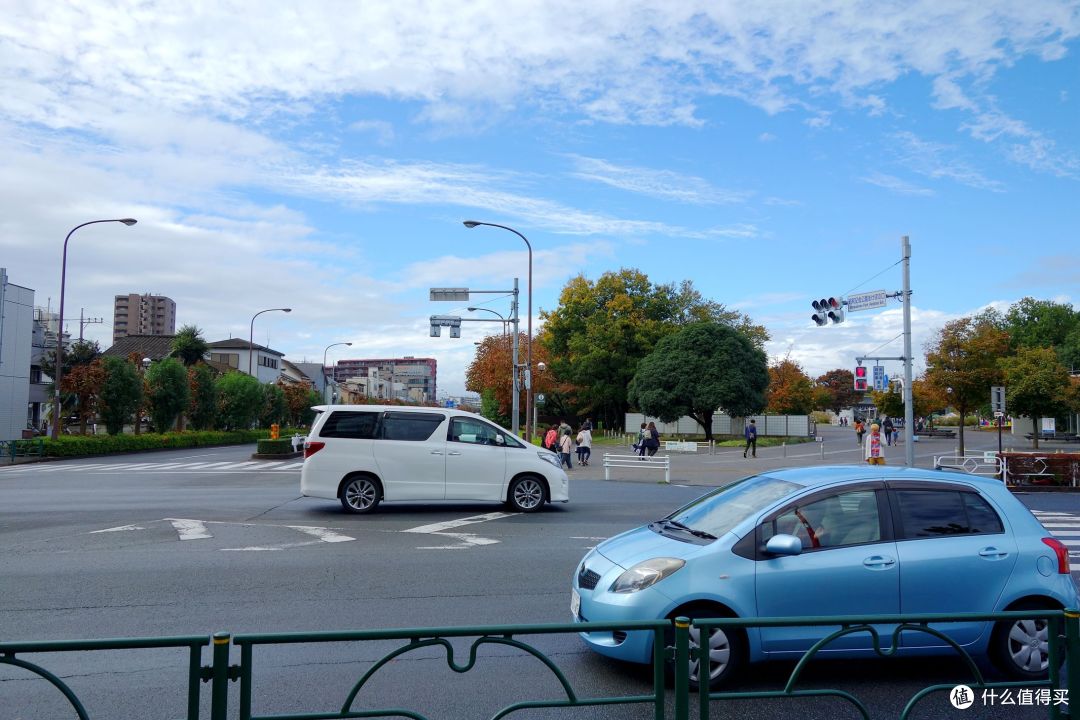 日本不只买买买 深度自由行走出东京绝美一面篇二 高尾山观云海 感受昭和公园极致美景 国外旅游 什么值得买