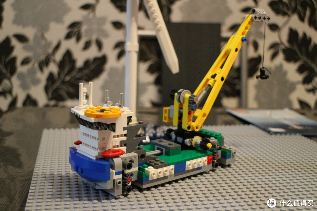 超限定套组 LEGO 乐高 4002015 德国博尔库姆岩盘海上风力发电场1（风车+自升式平台）