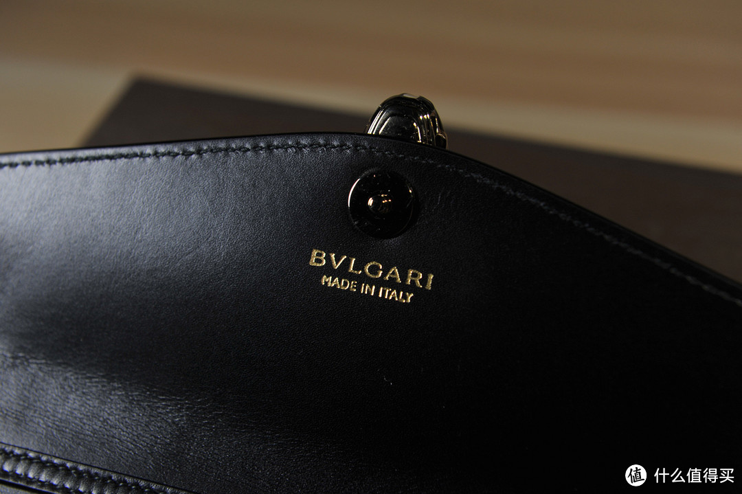 女王的礼物——Bvlgari 宝格丽16春夏新款 Mini蛇头包