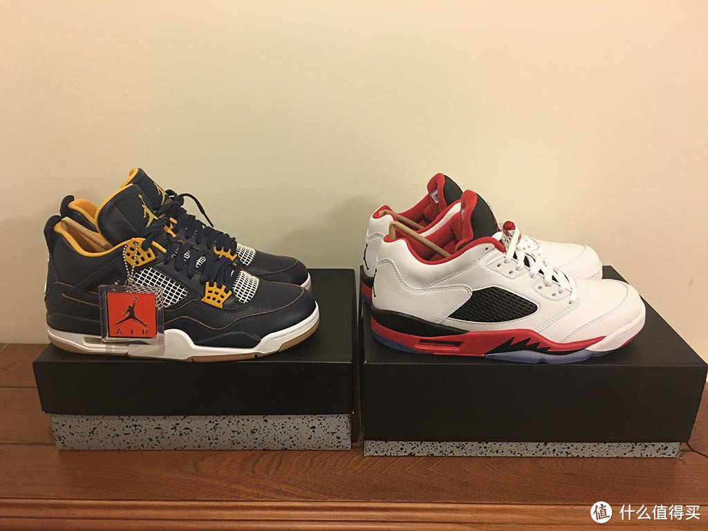 晒两双刚入的乔丹鞋 AIR JORDAN4&AIR JORDAN5