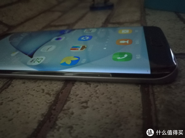 惊世骇俗的诚意之作 — SAMSUNG 三星 Galaxy S7 edge 星钻黑 使用测评