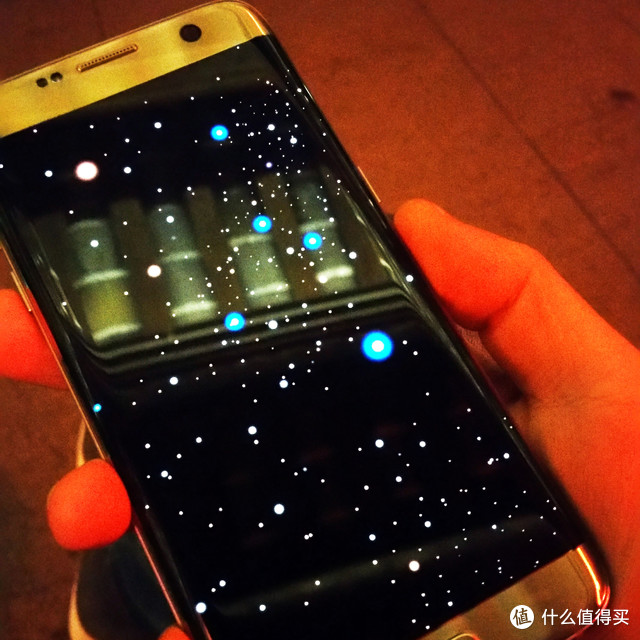 不一样,所以三星Galaxy S7edge
