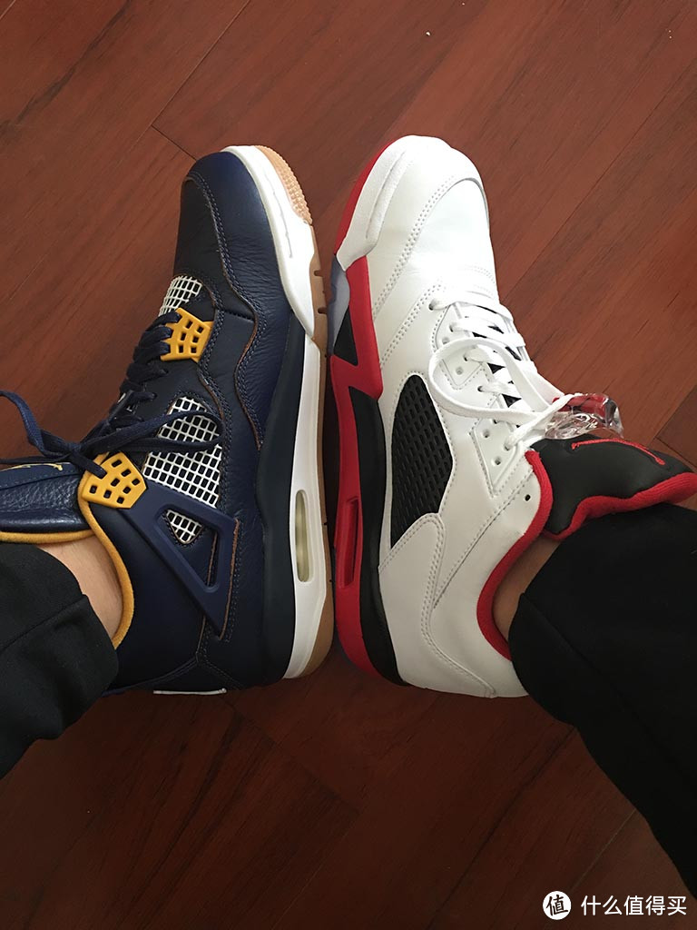 晒两双刚入的乔丹鞋 AIR JORDAN4&AIR JORDAN5