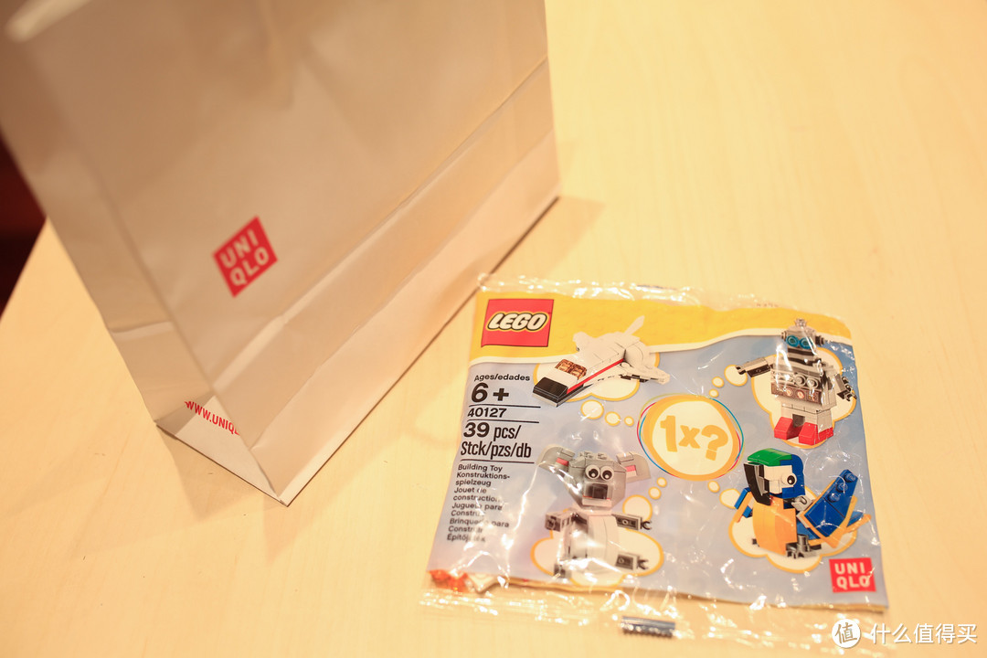 Uniqlo x LEGO 航天飞船 开箱