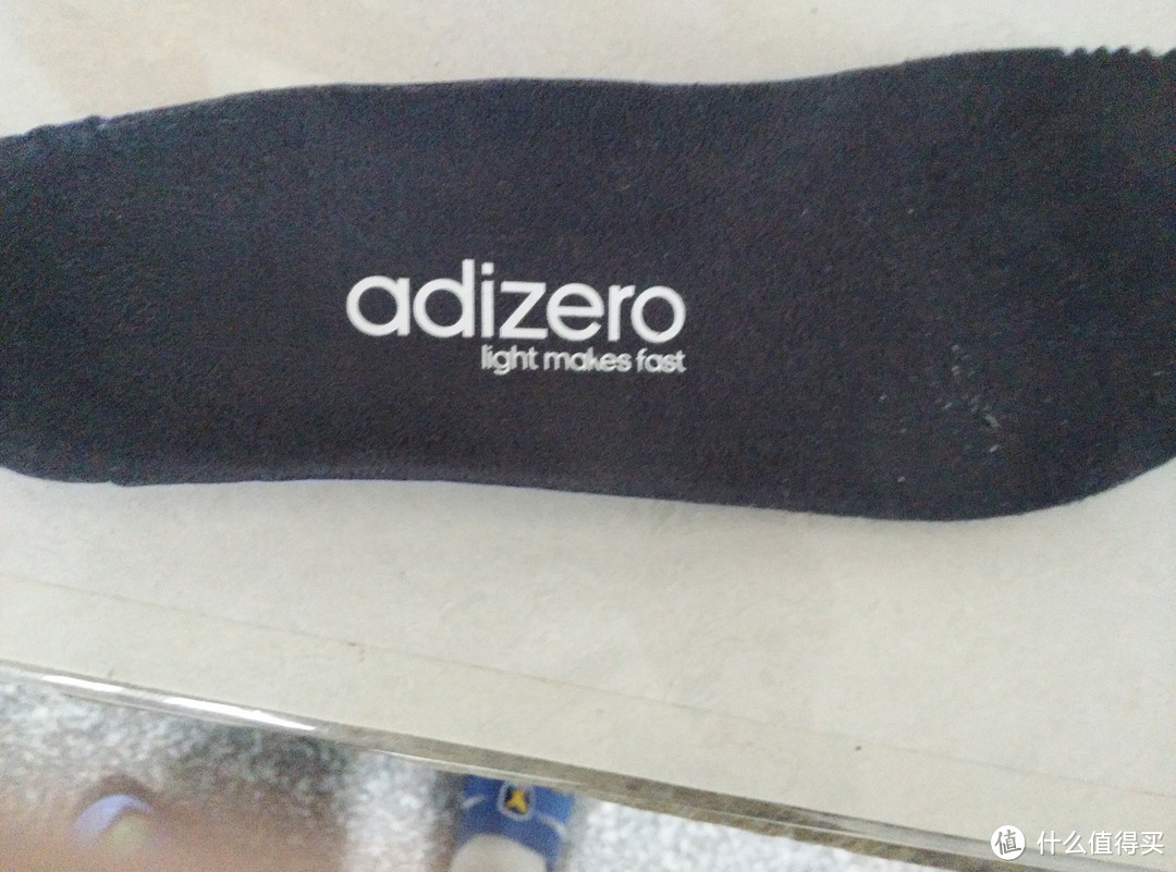 处女晒---一个字“轻”：Adidas 阿迪达斯 dizero男款运动鞋测评